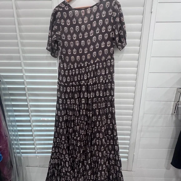 Daughters of India Brown and White Printed v-neck Maxi Dress size small - Picture 5 of 5